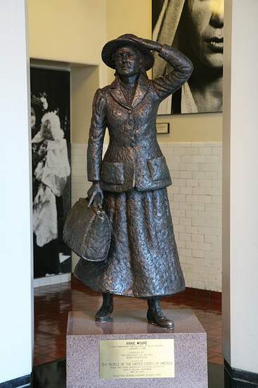 Statue of Annie Moore at Ellis Island