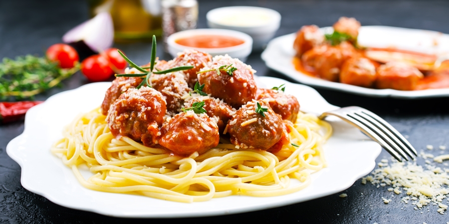 Mary Scinto’s Italian Tomato Sauce and Meatballs